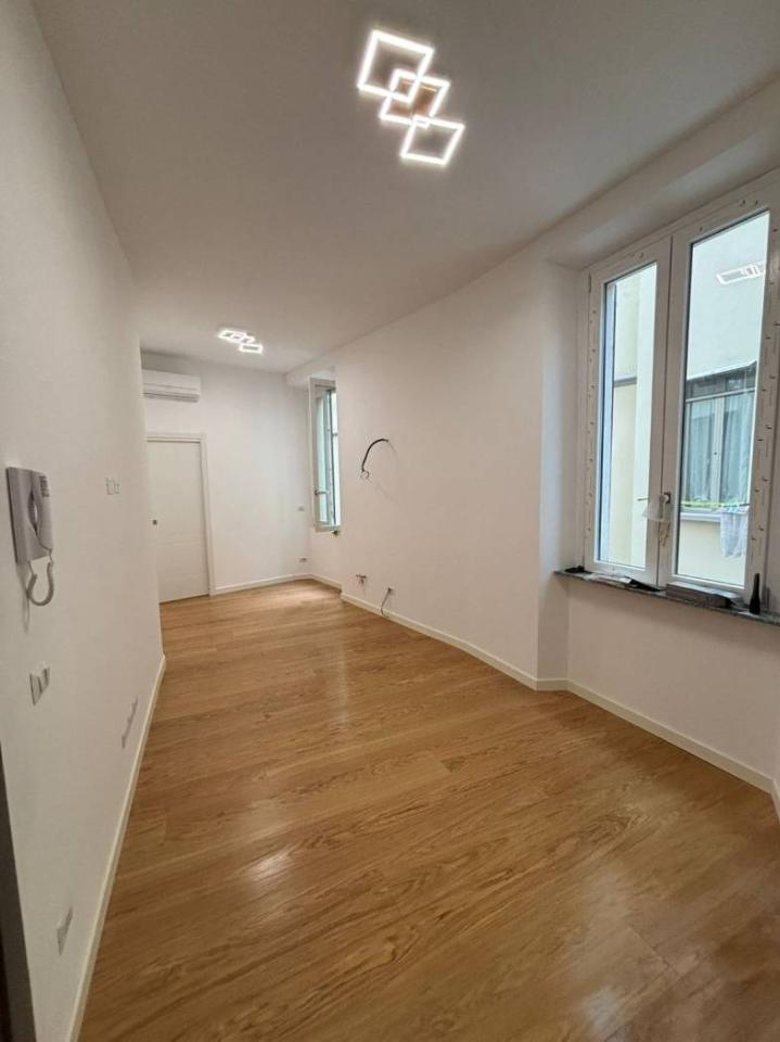 appartamento in vendita a Monza in zona Centro Storico