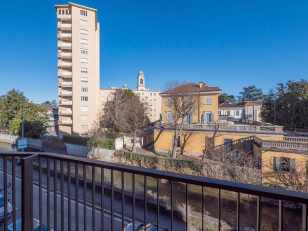 appartamento in vendita a Monza in zona Centro Storico