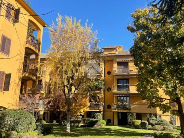 appartamento in vendita a Monza in zona Ospedale San Gerardo