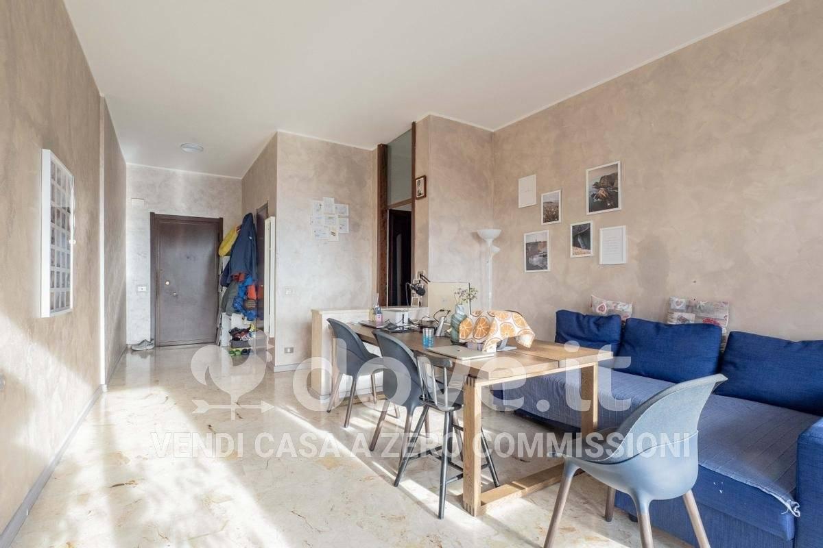 appartamento in vendita a Monza in zona Centro Storico