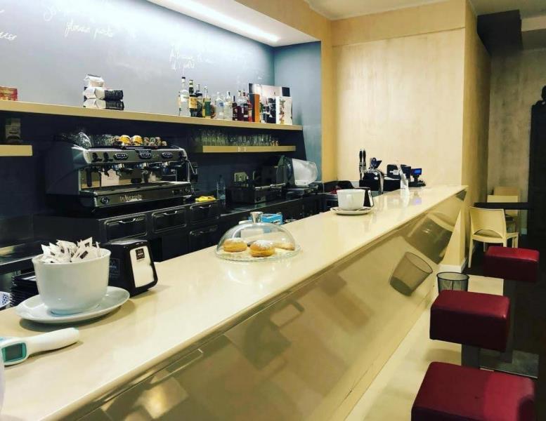 negozio in vendita a Monza in zona Centro Storico