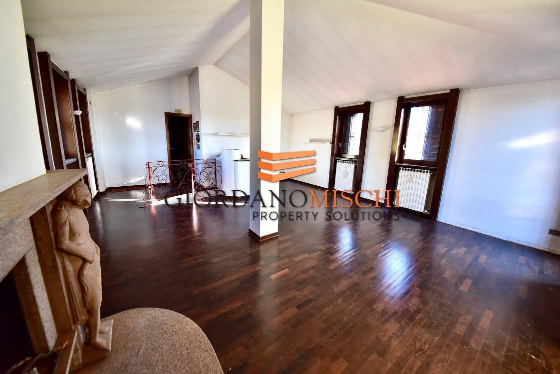 appartamento in vendita a Monza