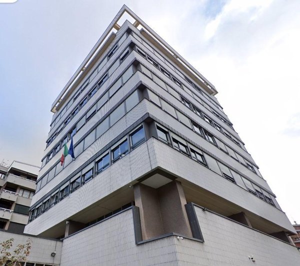 appartamento in vendita a Monza in zona Centro Storico