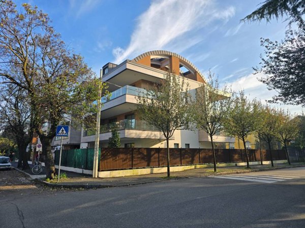 appartamento in vendita a Monza