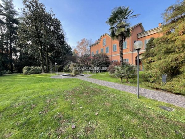 casa indipendente in vendita a Monza
