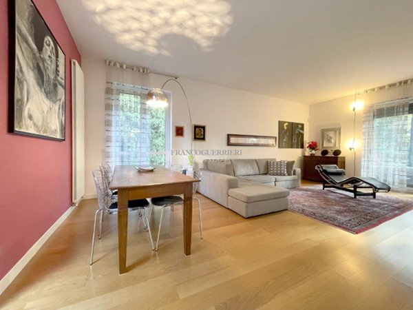 casa indipendente in vendita a Monza