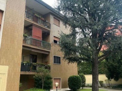 appartamento in vendita a Monza in zona Centro Storico