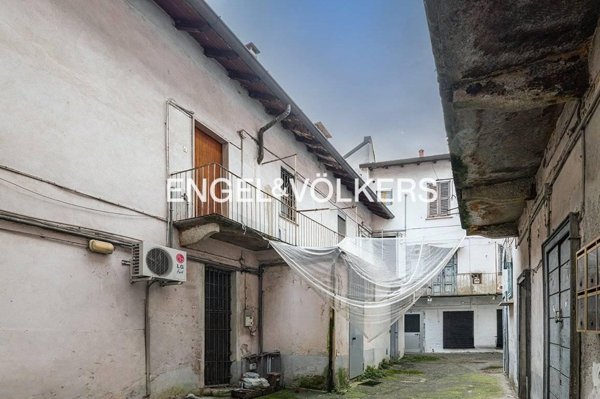 casa indipendente in vendita a Monza in zona Centro Storico
