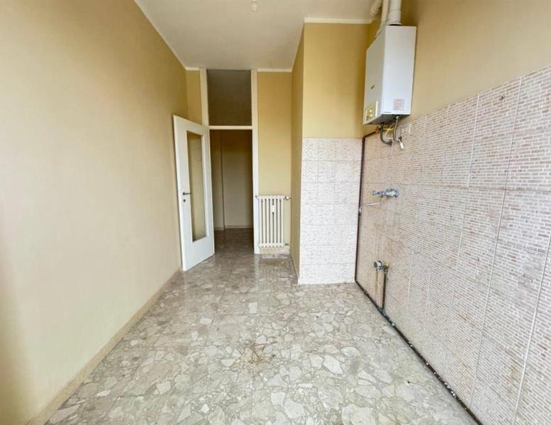 appartamento in vendita a Monza in zona Centro Storico