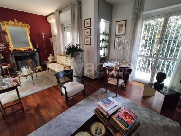 casa indipendente in vendita a Monza