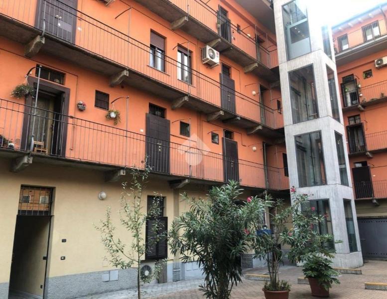 appartamento in vendita a Monza in zona Centro Storico