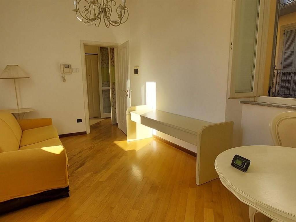 appartamento in vendita a Monza in zona Centro Storico