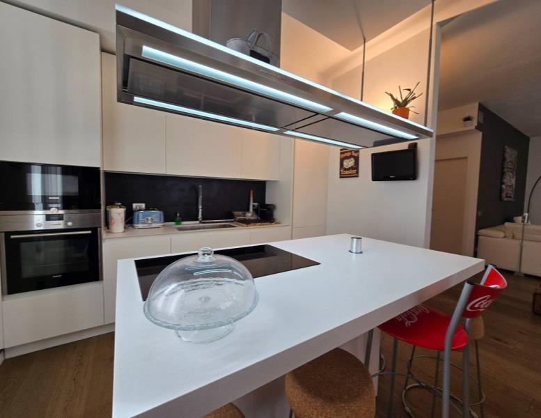 casa indipendente in vendita a Monza in zona Centro Storico