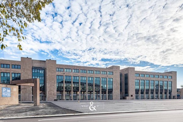 ufficio in vendita a Monza in zona Centro Storico