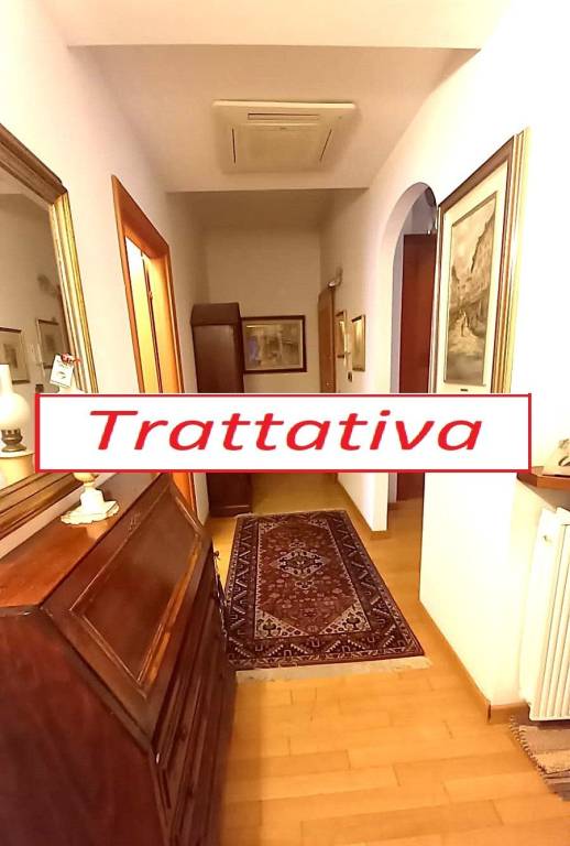 appartamento in vendita a Monza in zona Centro Storico
