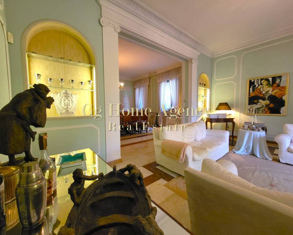 casa indipendente in vendita a Monza