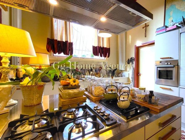casa indipendente in vendita a Monza