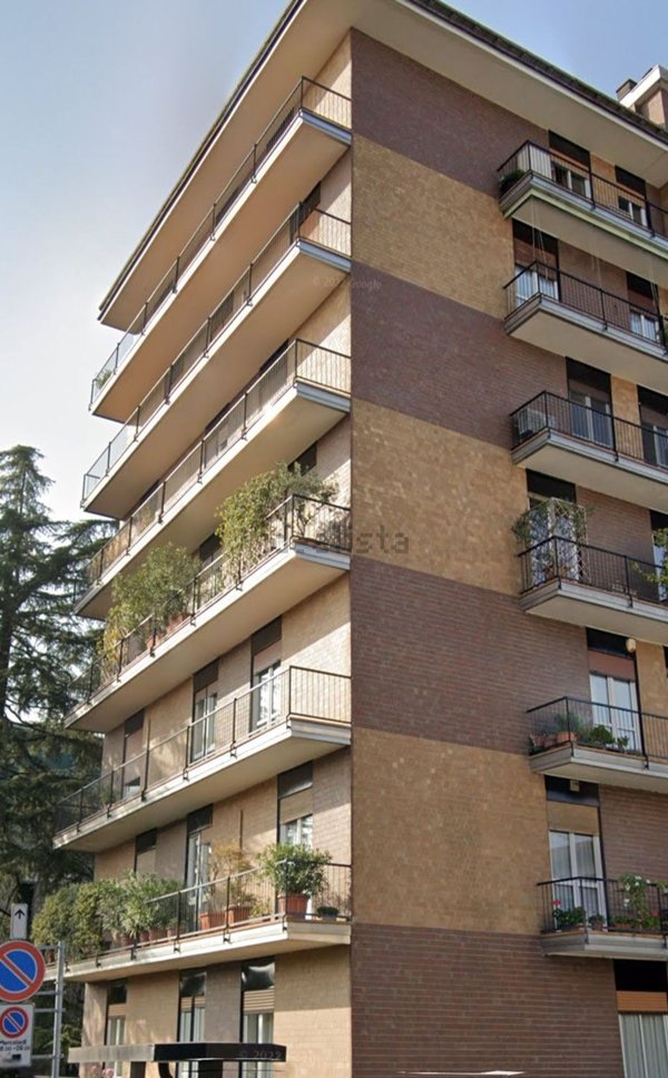 appartamento in vendita a Monza in zona Ospedale San Gerardo