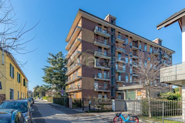 appartamento in vendita a Monza in zona Ospedale San Gerardo