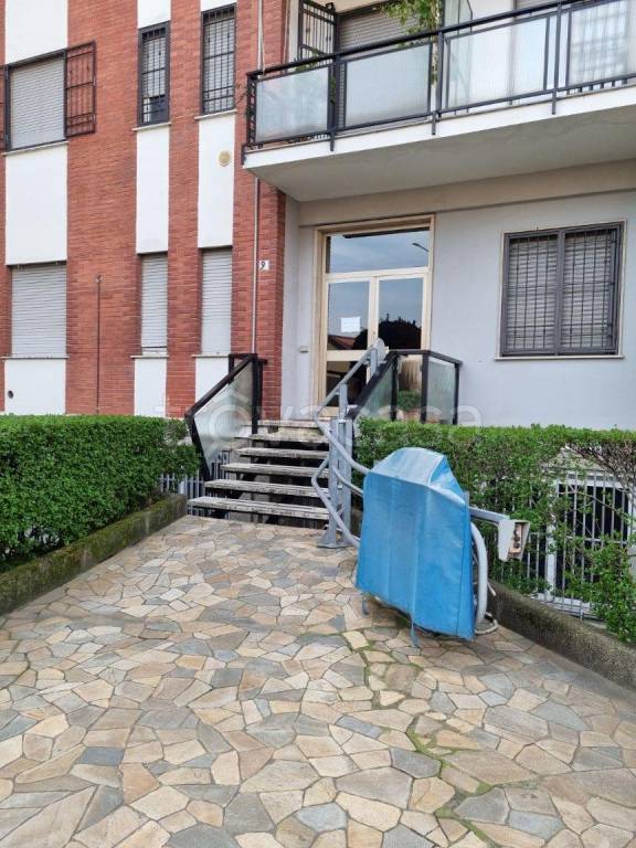 appartamento in vendita a Monza in zona Centro Storico