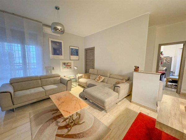 appartamento in vendita a Monza in zona Centro Storico