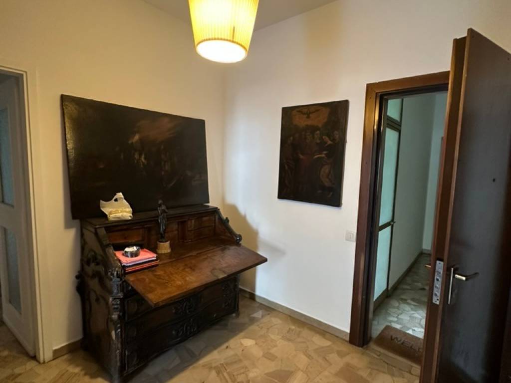 appartamento in vendita a Monza in zona Centro Storico