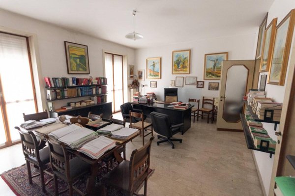 appartamento in vendita a Monza in zona Centro Storico