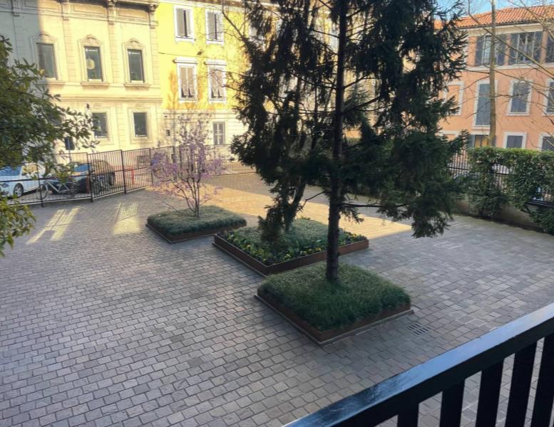 appartamento in vendita a Monza in zona Centro Storico