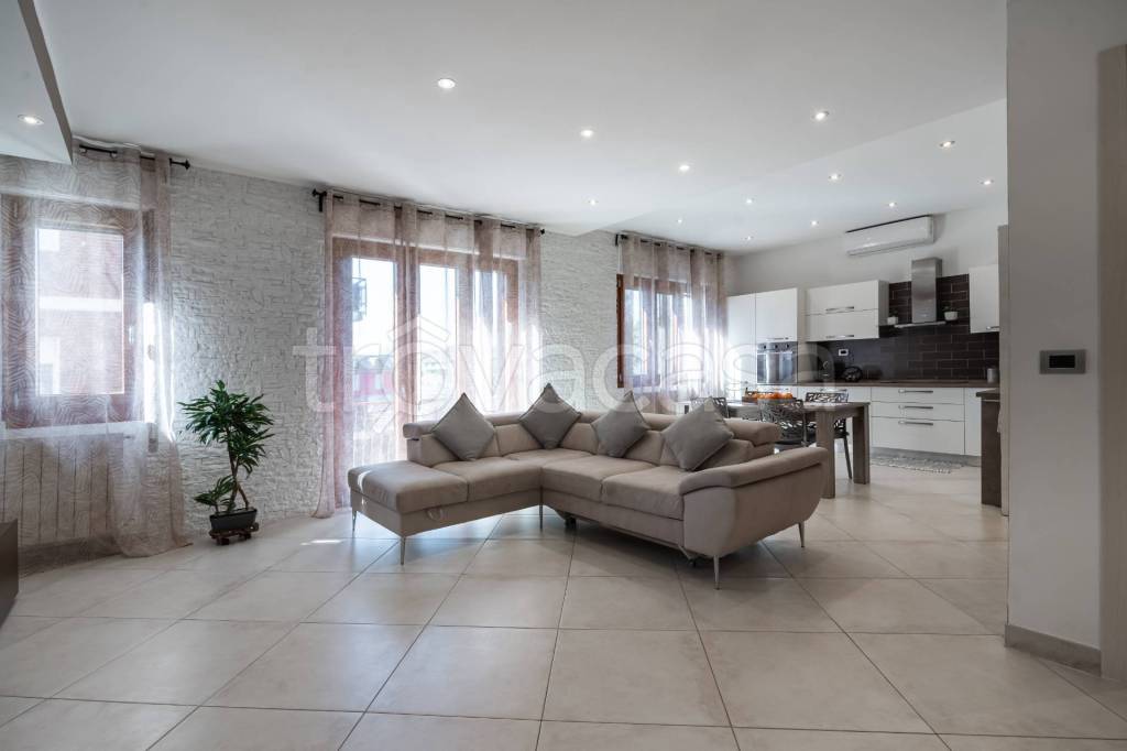 appartamento in vendita a Monza