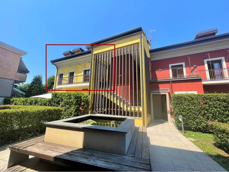 appartamento in vendita a Monza in zona Centro Storico