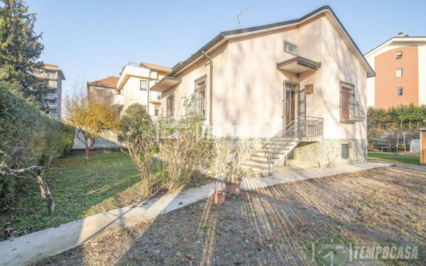 casa indipendente in vendita a Monza