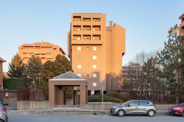 negozio in vendita a Monza