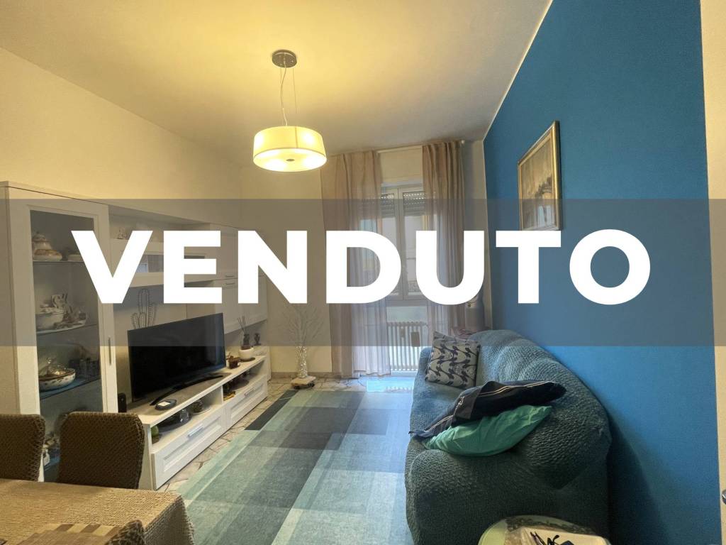 appartamento in vendita a Monza in zona Centro Storico