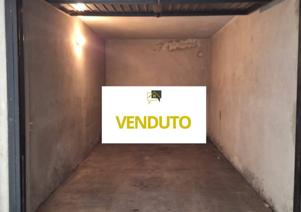 casa indipendente in vendita a Monza