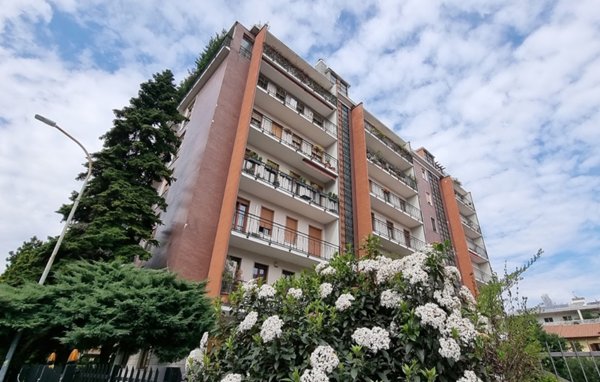 appartamento in vendita a Monza in zona Ospedale San Gerardo