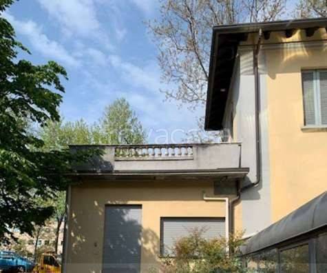 casa indipendente in vendita a Monza