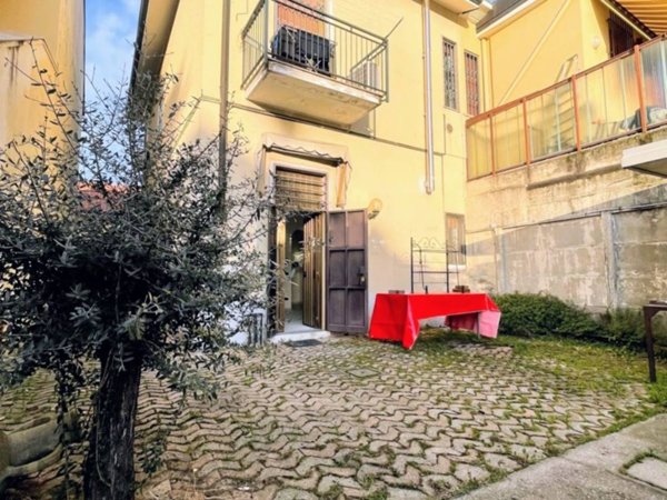 casa indipendente in vendita a Monza