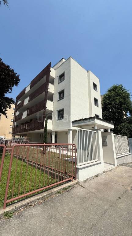 appartamento in vendita a Monza