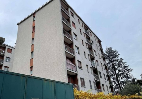 appartamento in vendita a Monza in zona Centro Storico