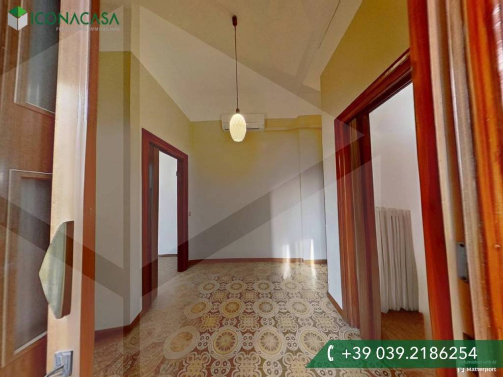 appartamento in vendita a Monza in zona Centro Storico