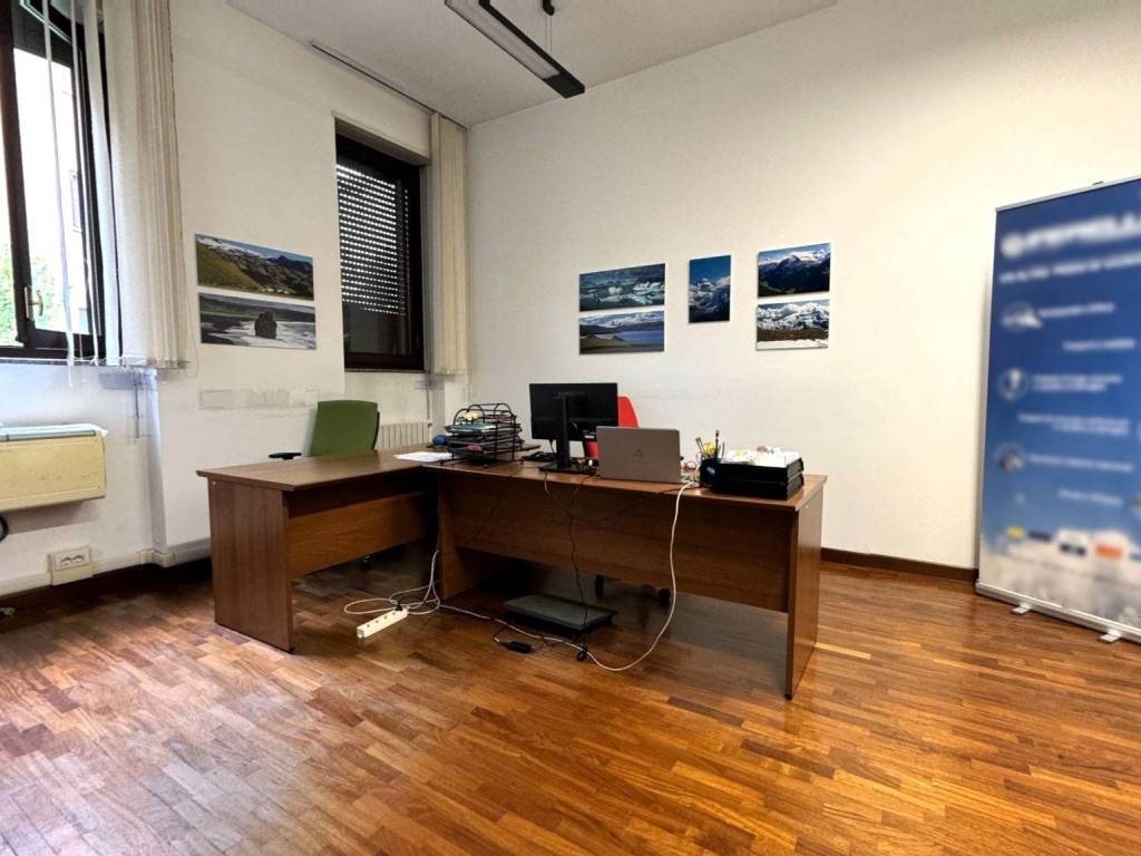 ufficio in vendita a Monza