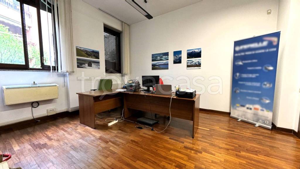 ufficio in vendita a Monza