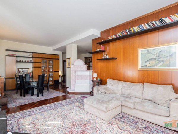 casa indipendente in vendita a Monza