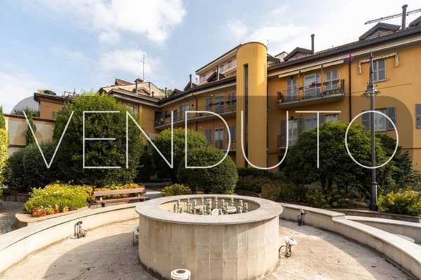 appartamento in vendita a Monza in zona Centro Storico