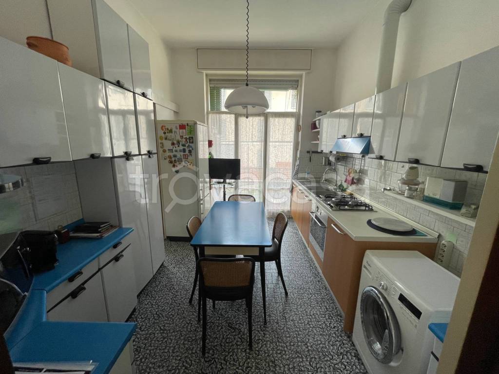 appartamento in vendita a Monza in zona Centro Storico
