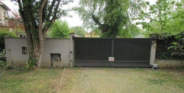 casa indipendente in vendita a Monza