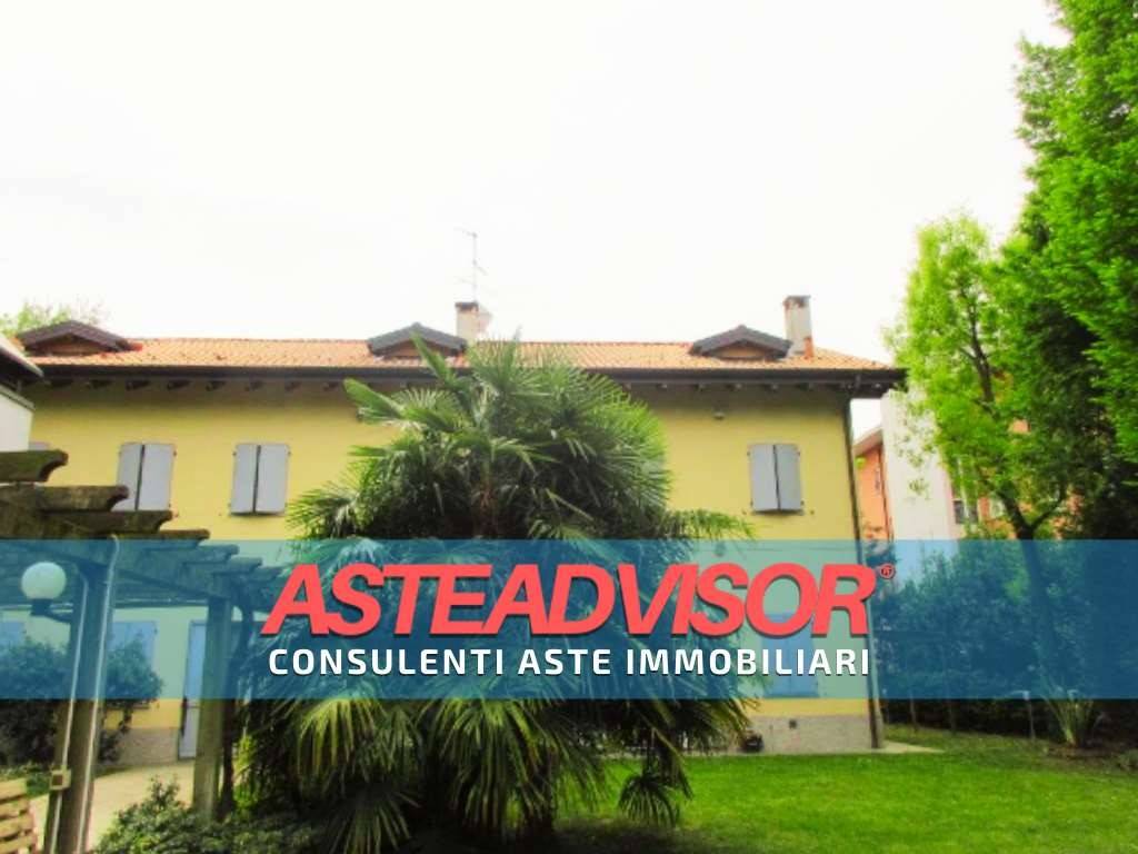 casa indipendente in vendita a Monza