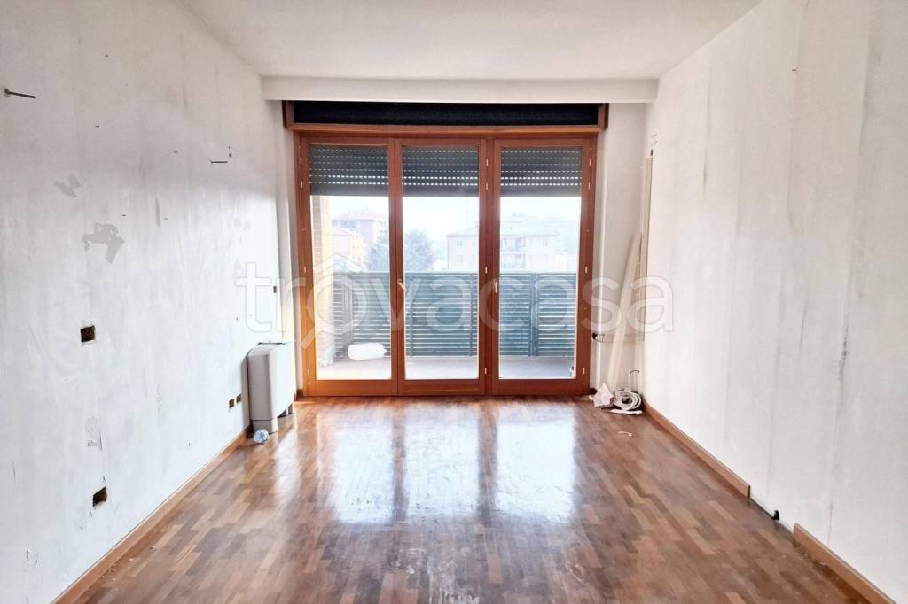 appartamento in vendita a Monza in zona Centro Storico