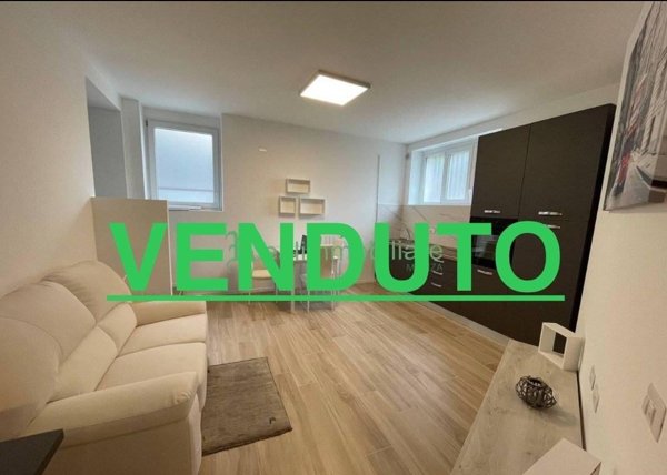appartamento in vendita a Monza in zona Centro Storico