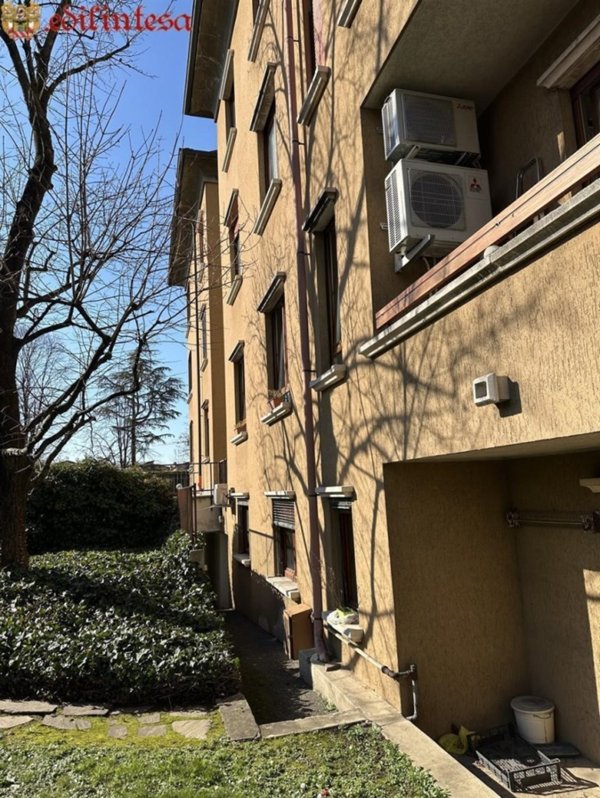 appartamento in vendita a Monza